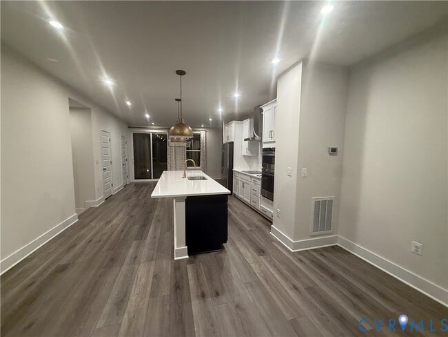 Building Photo - 10199 Blue Wing Ln