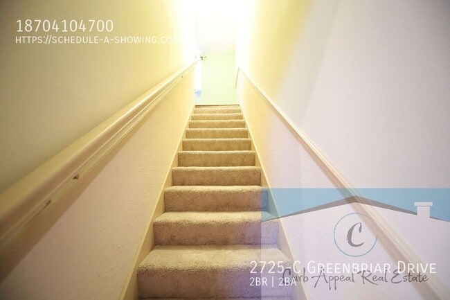 Building Photo - 2725 Greenbriar Dr