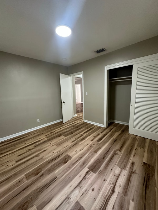 Building Photo - 160 E 27th St