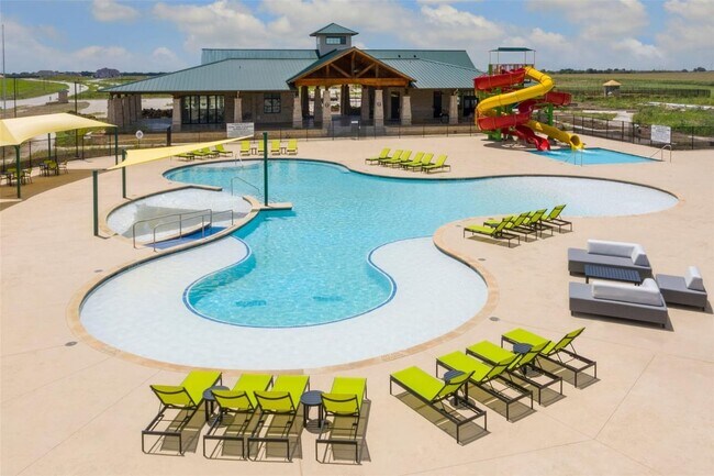 Building Photo - 16617 Hidden Cove Dr