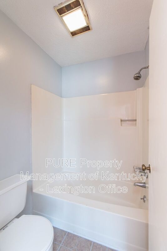 Building Photo - 141 Centennial Dr