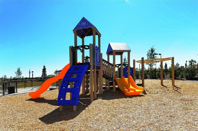 Building Photo - 13604 Messina Loop