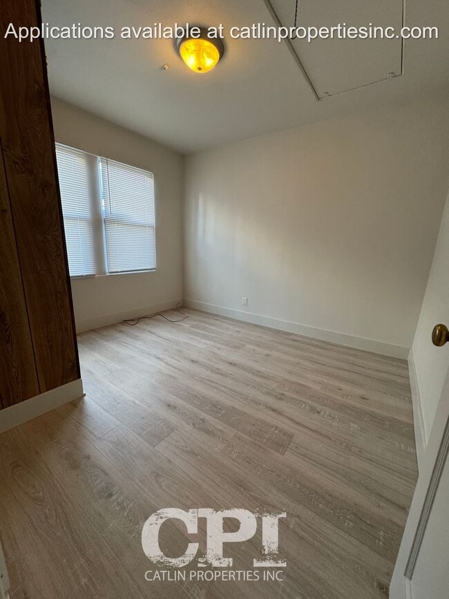 Building Photo - 1106 16th Ave