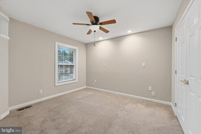 Building Photo - 129 N Duke Dr