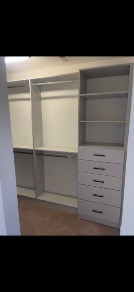 Building Photo - Room in Townhome on Reese Blvd W