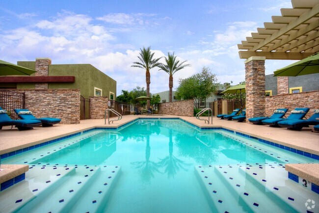 Pool & Pool Patio - Palm Valley Villas