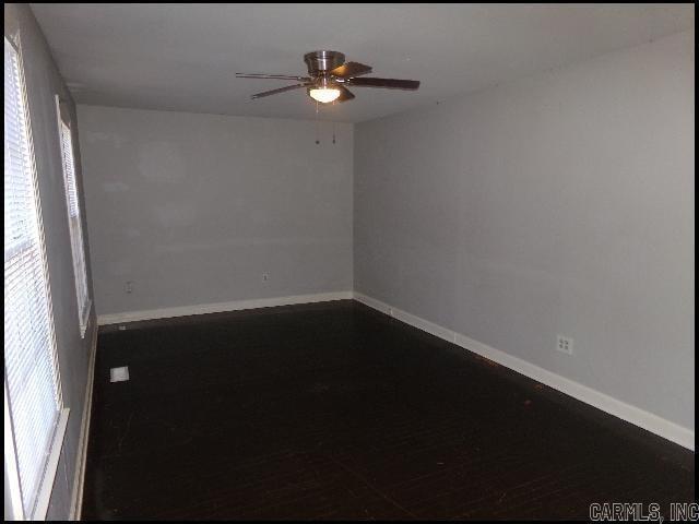 Building Photo - 624 W 33rd St