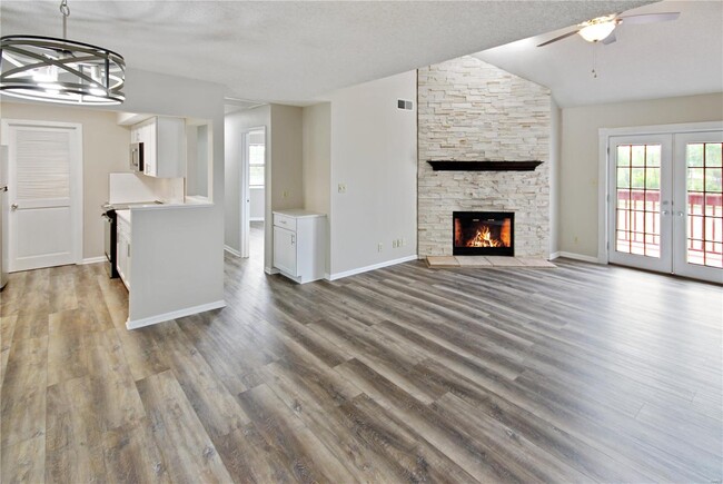 Building Photo - 432 Shirley Ridge Dr