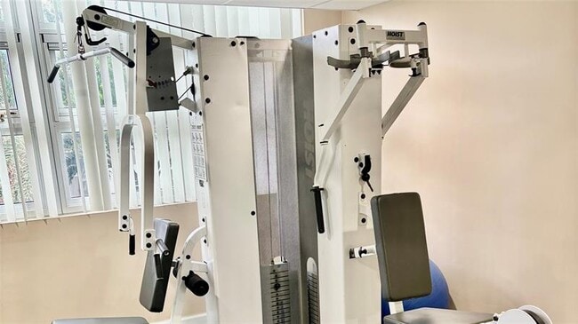 Building Photo - 531 N Ocean Blvd