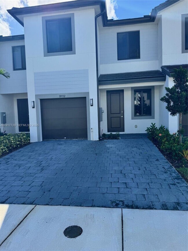 Building Photo - 18948 SW 344th Ter