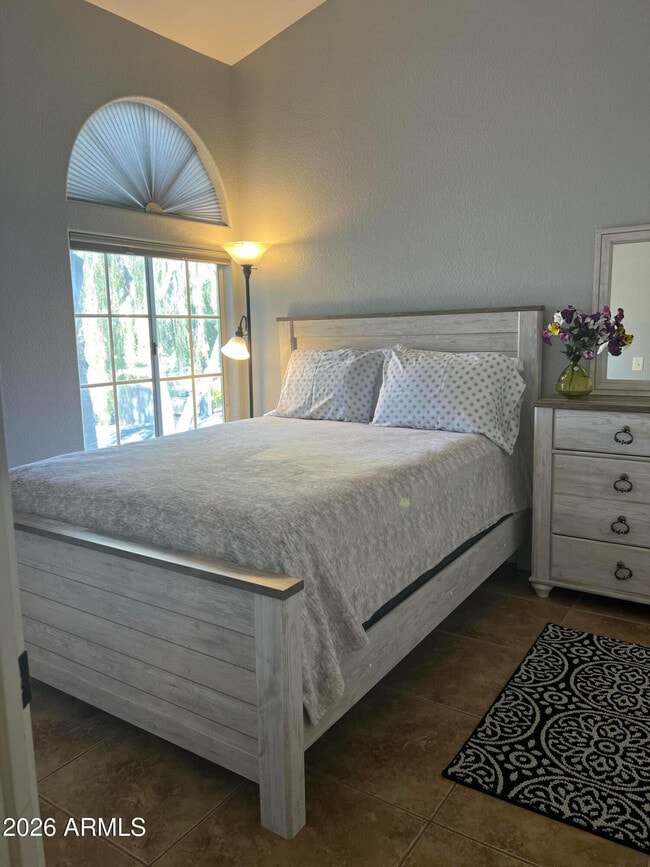 Building Photo - 255 S Kyrene Rd