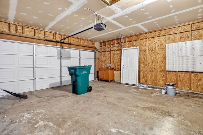 Building Photo - 10 Caleb Cir