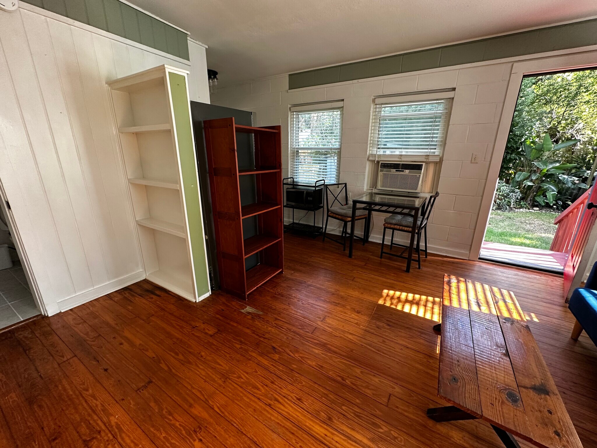 Building Photo - 236 W Michigan Ave