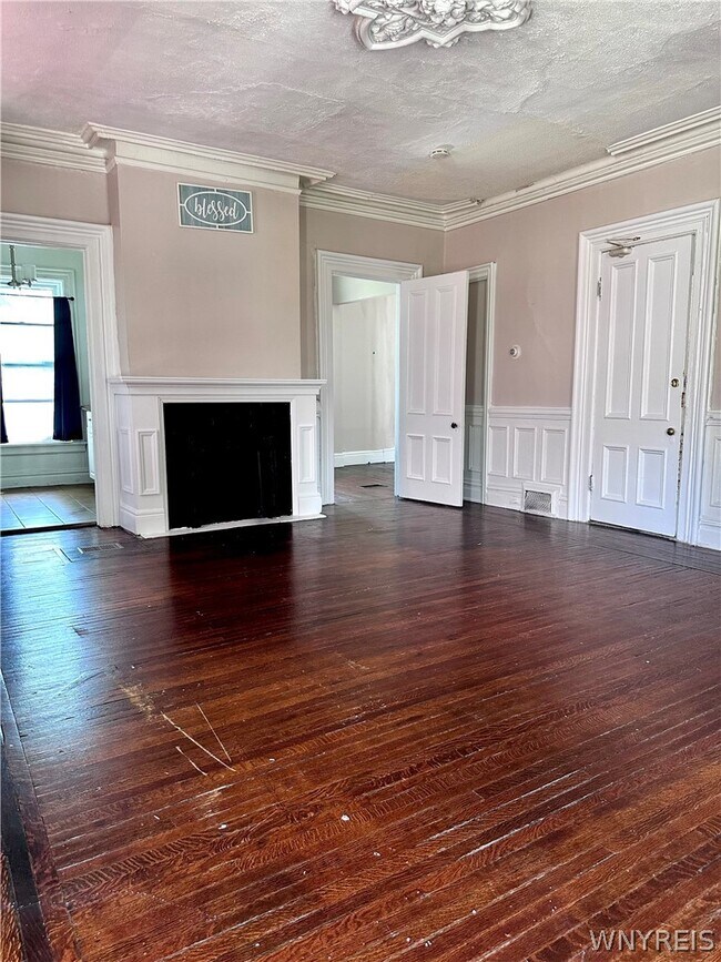 Building Photo - 912 Lafayette Ave