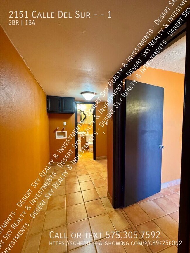 Building Photo - 2151 Calle Del Sur