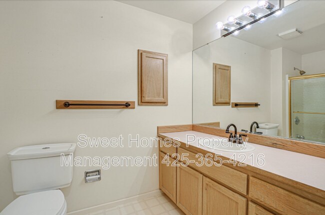 Building Photo - 43124 SE 174th St