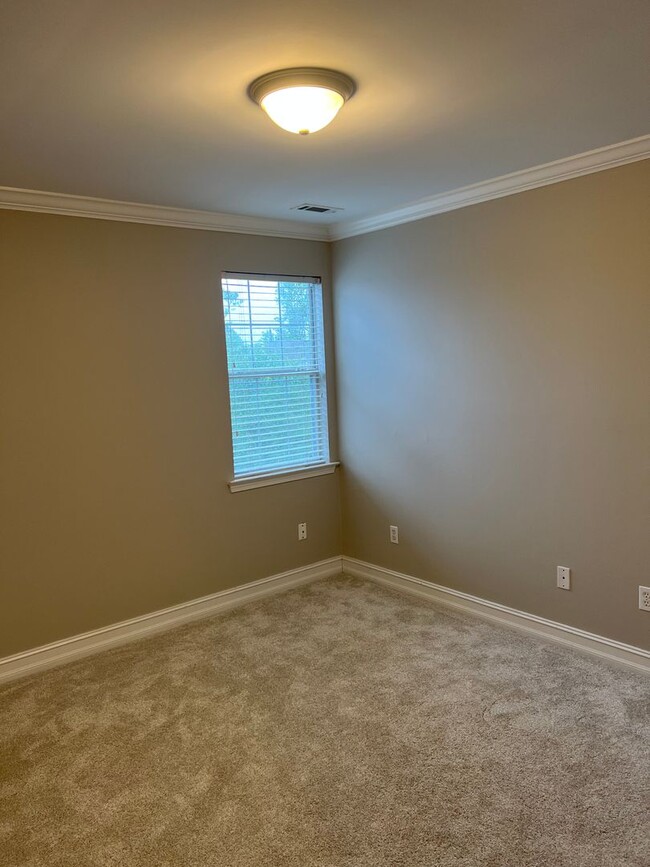 Building Photo - ***Coming Soon***East Brainerd