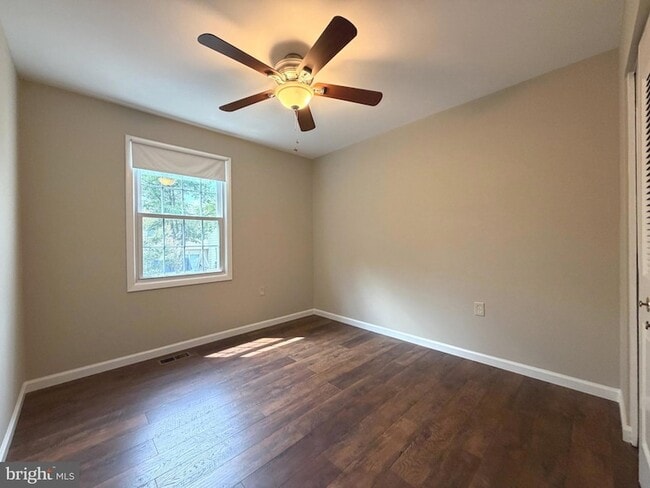 Building Photo - 8854 Cherry Oak Ct