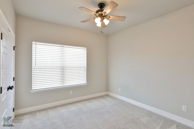 Building Photo - Wylie West! 4 bed, 2 bath, 2 car garage