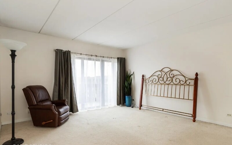 Building Photo - 12900 W Heiden Cir