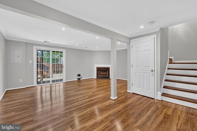 Building Photo - 6453 Linleigh Way
