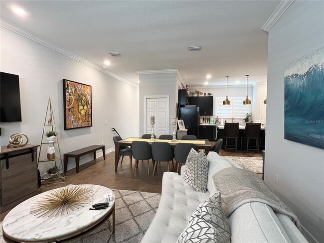 Building Photo - 3421 W Horatio St