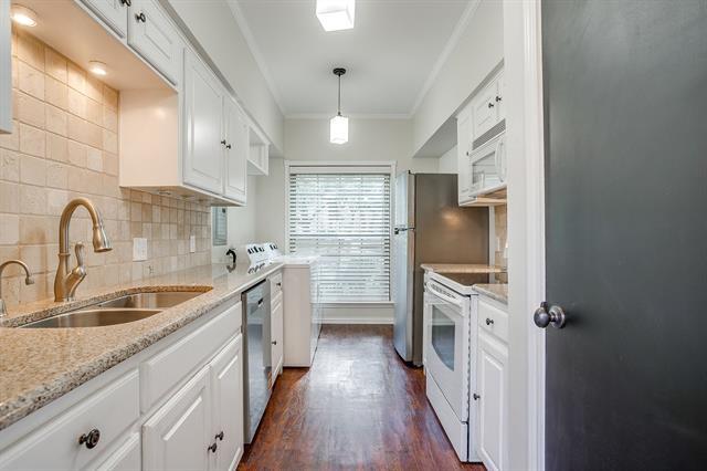 Building Photo - 4420 Harlanwood Dr