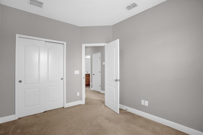 Building Photo - 15537 Honeybell Dr