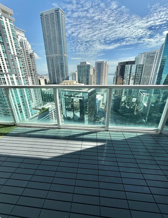 Building Photo - 1250 S Miami Ave