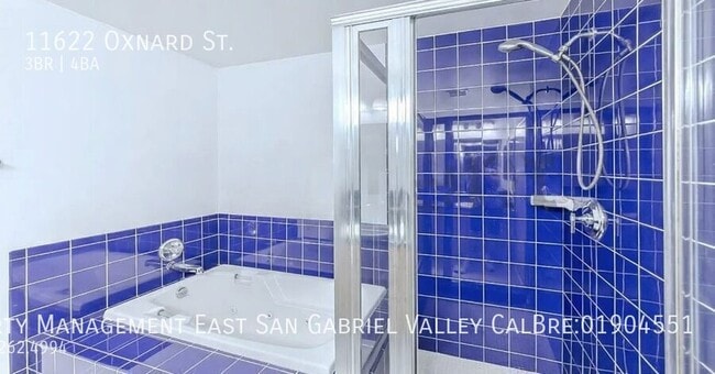 Building Photo - 11622 Oxnard St