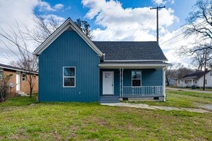 Building Photo - 2800 Curtis St