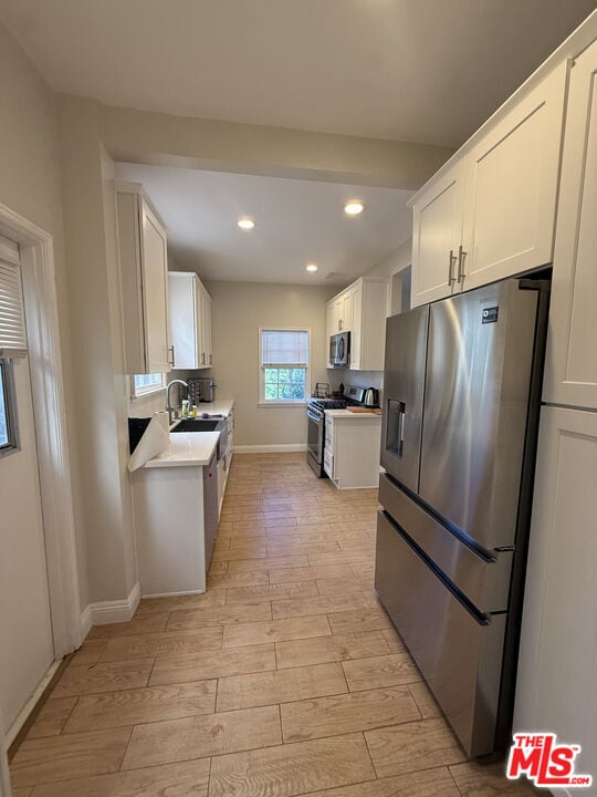 Building Photo - 439 S Sherbourne Dr