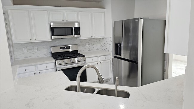 Building Photo - 23510 Stratsborough Dr