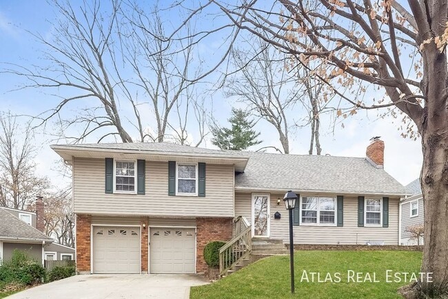 Building Photo - 5509 W 92nd Pl