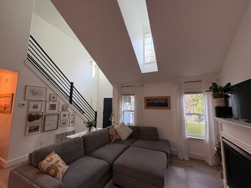 Building Photo - 2709 Goldenrod Ln