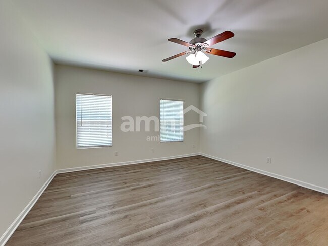 Building Photo - 5316 Silverbrook Dr