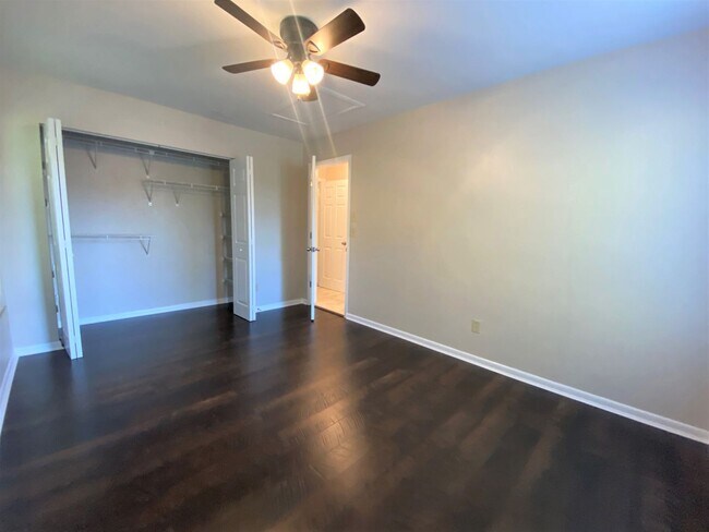 Building Photo - PIKUS Stanton (2923 Gordon St)