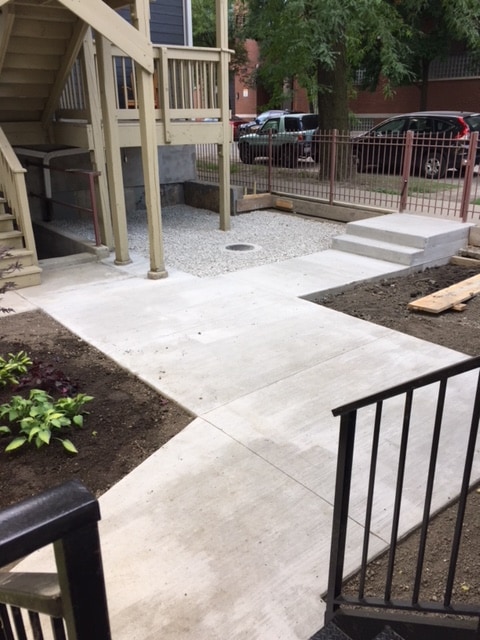 Building Photo - 2658 W Homer St