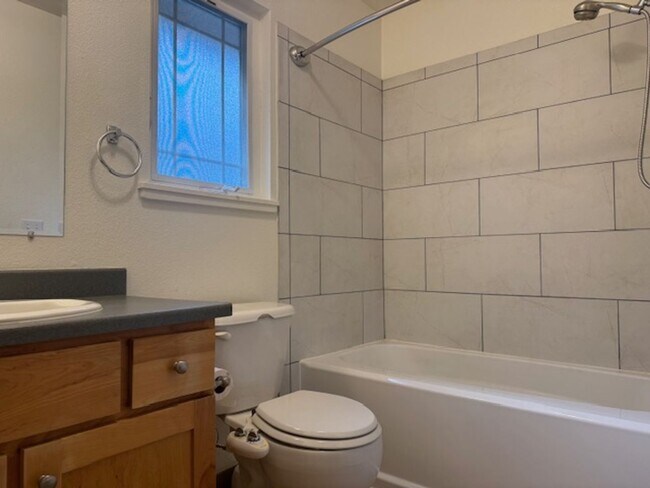 Building Photo - 2907 Janes Creek Dr