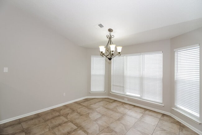 Building Photo - 8052 Mary Payton Dr
