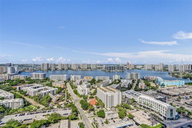 Building Photo - 17875 Collins Ave