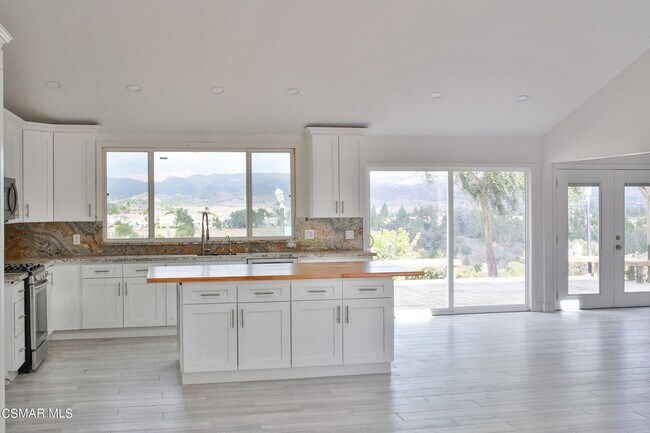 Building Photo - 3836 Dalaway Dr