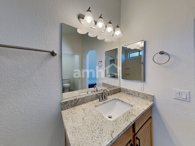 Building Photo - 13187 E Coyote Well Dr