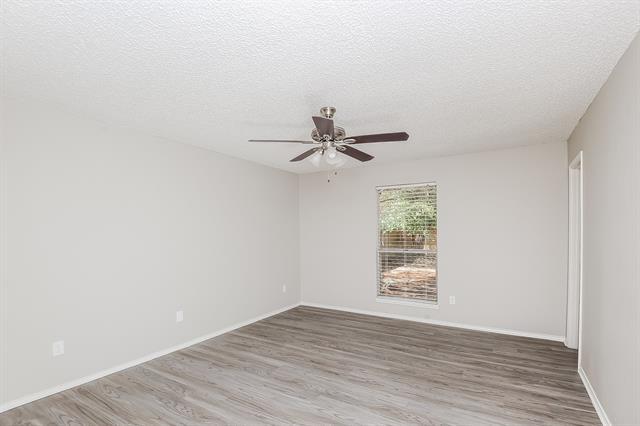 Building Photo - 6400 Rock Springs Dr