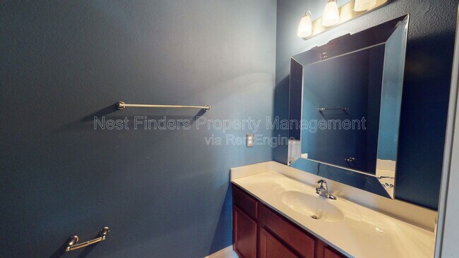 Building Photo - 2588 Cody Dr