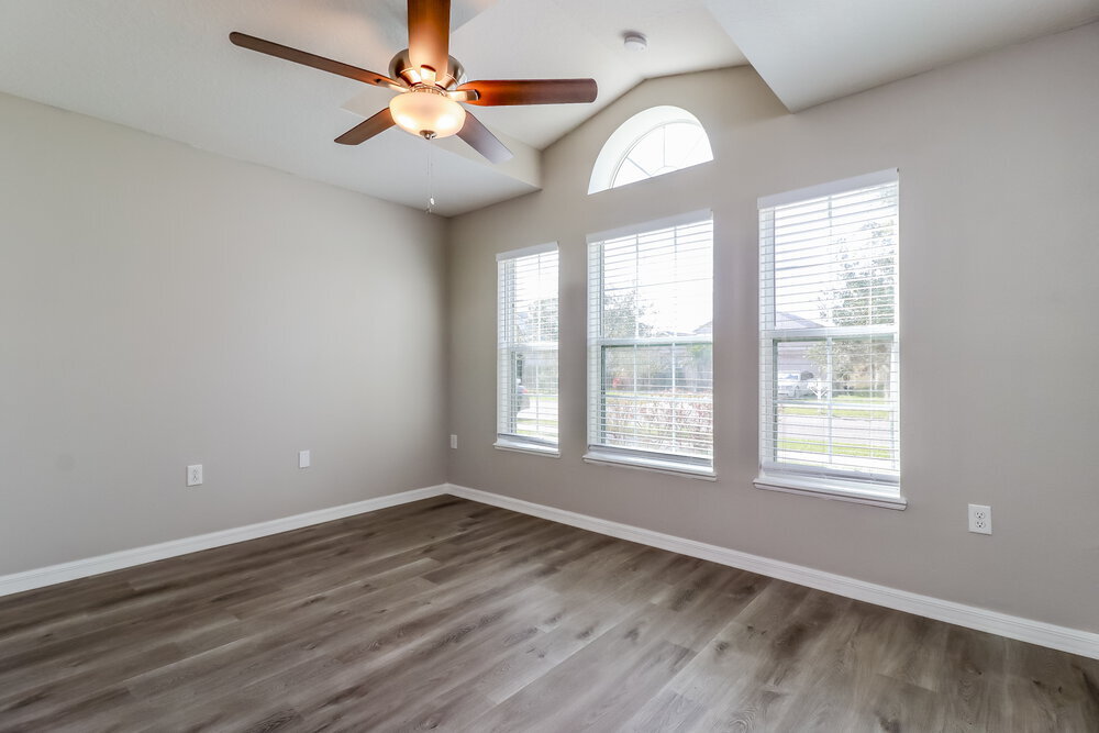 Building Photo - 1305 Alhambra Crest Dr