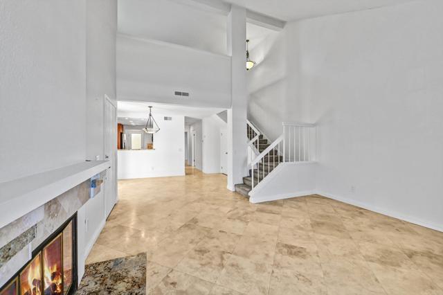 Building Photo - 835 Skysail Ave