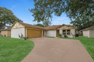 Building Photo - 14234 Cellini Dr