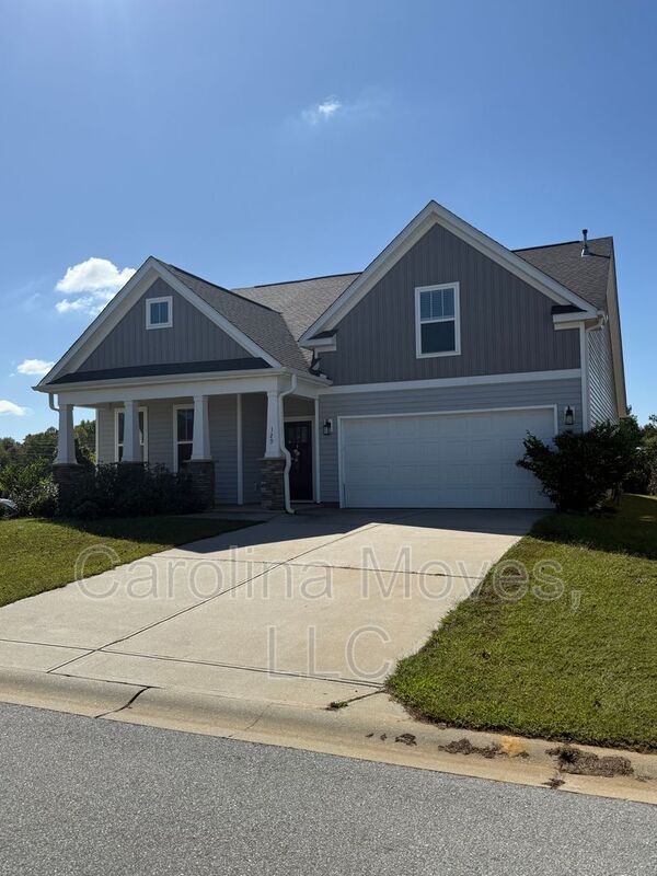 Building Photo - 129 Foxbank Cir
