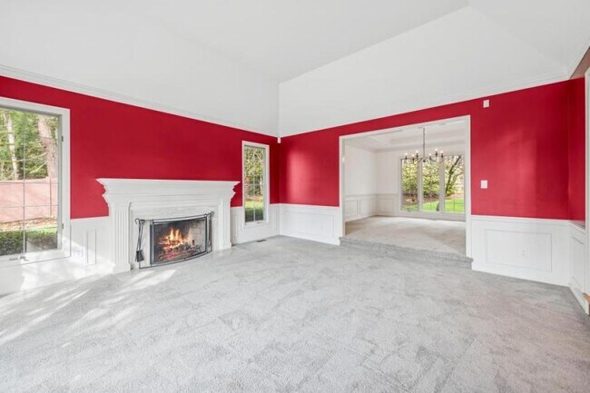 Building Photo - 4 bedroom in Redmond WA 98053